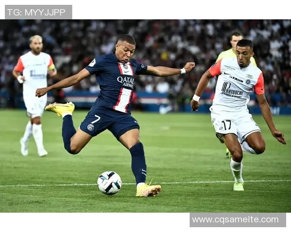 足球明星在巴黎的首秀盛况回顾与精彩瞬间分享