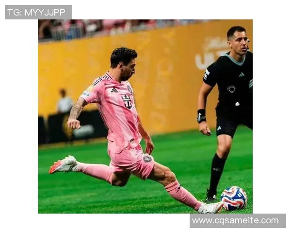 春晚舞台上的足球明星盘点那些曾闪耀的绿茵传奇